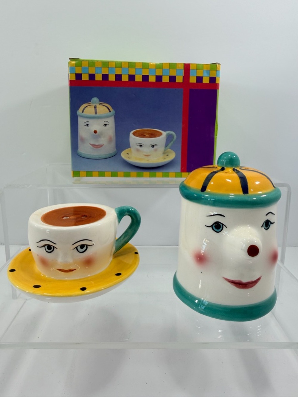 VTG 1996 WCL Whimsical Teapot & Teacup Salt & Pepper Shakers - NIB